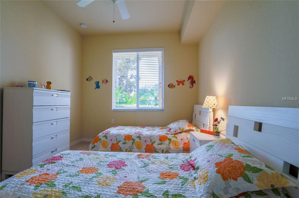 GRAND ESTUARY V RVR STD PH1 OR2396/6779 - Residential Lease