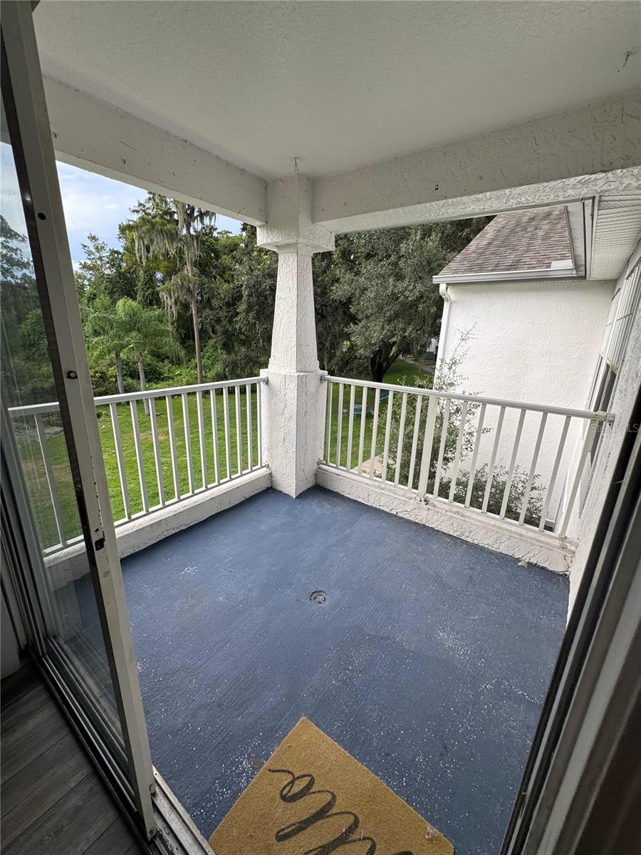 SUNERT LAKE - Residential Lease