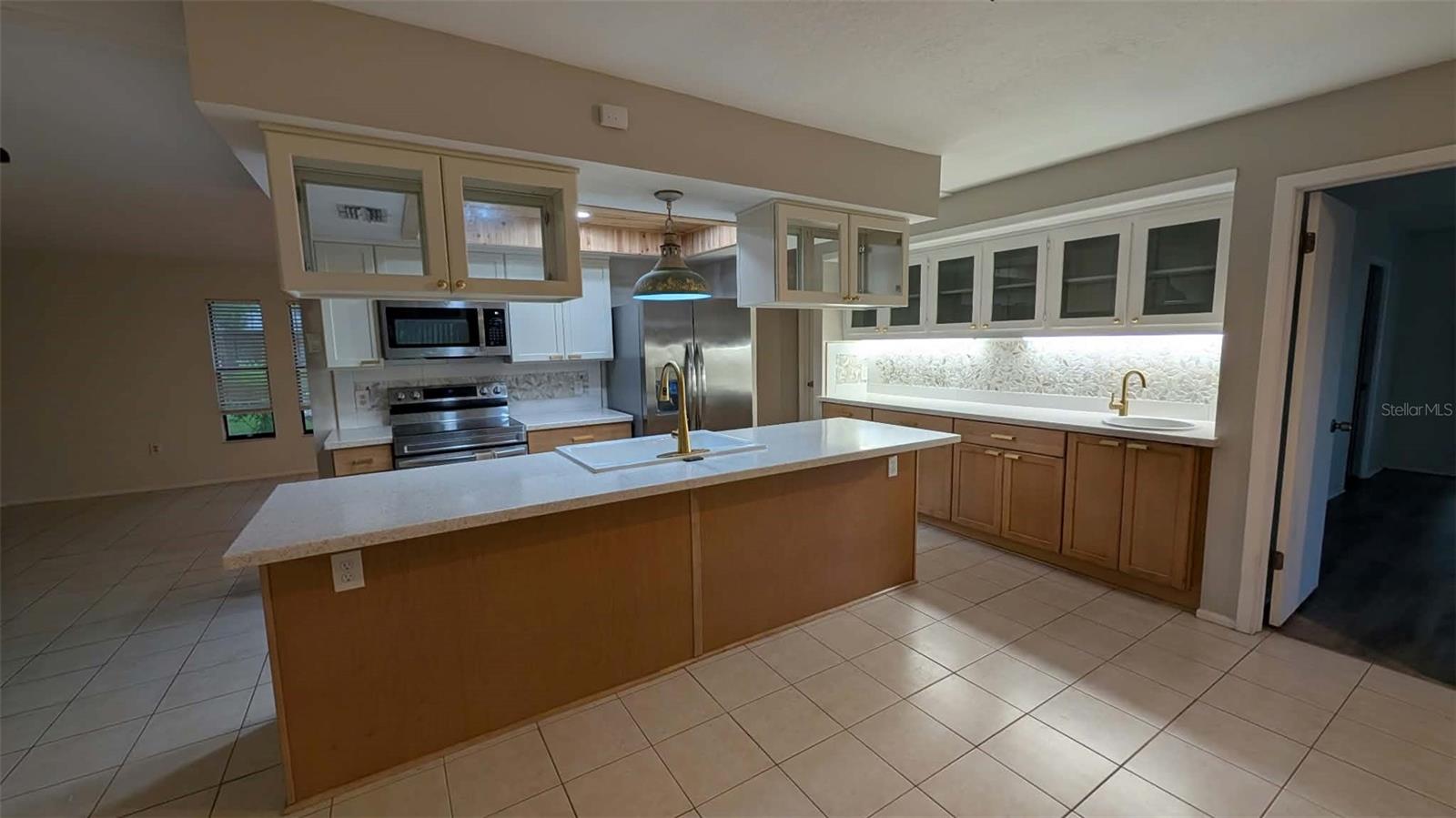 12408 GOLDEN OAK CIRCLE