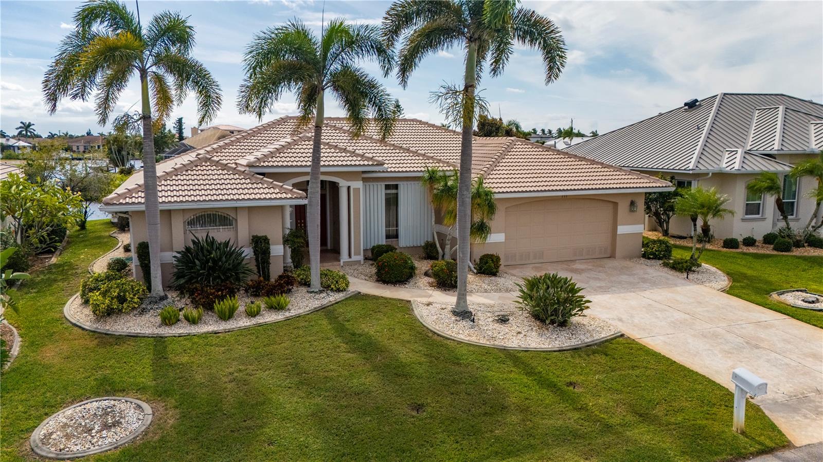 PUNTA GORDA ISLES SEC 11 - Residential
