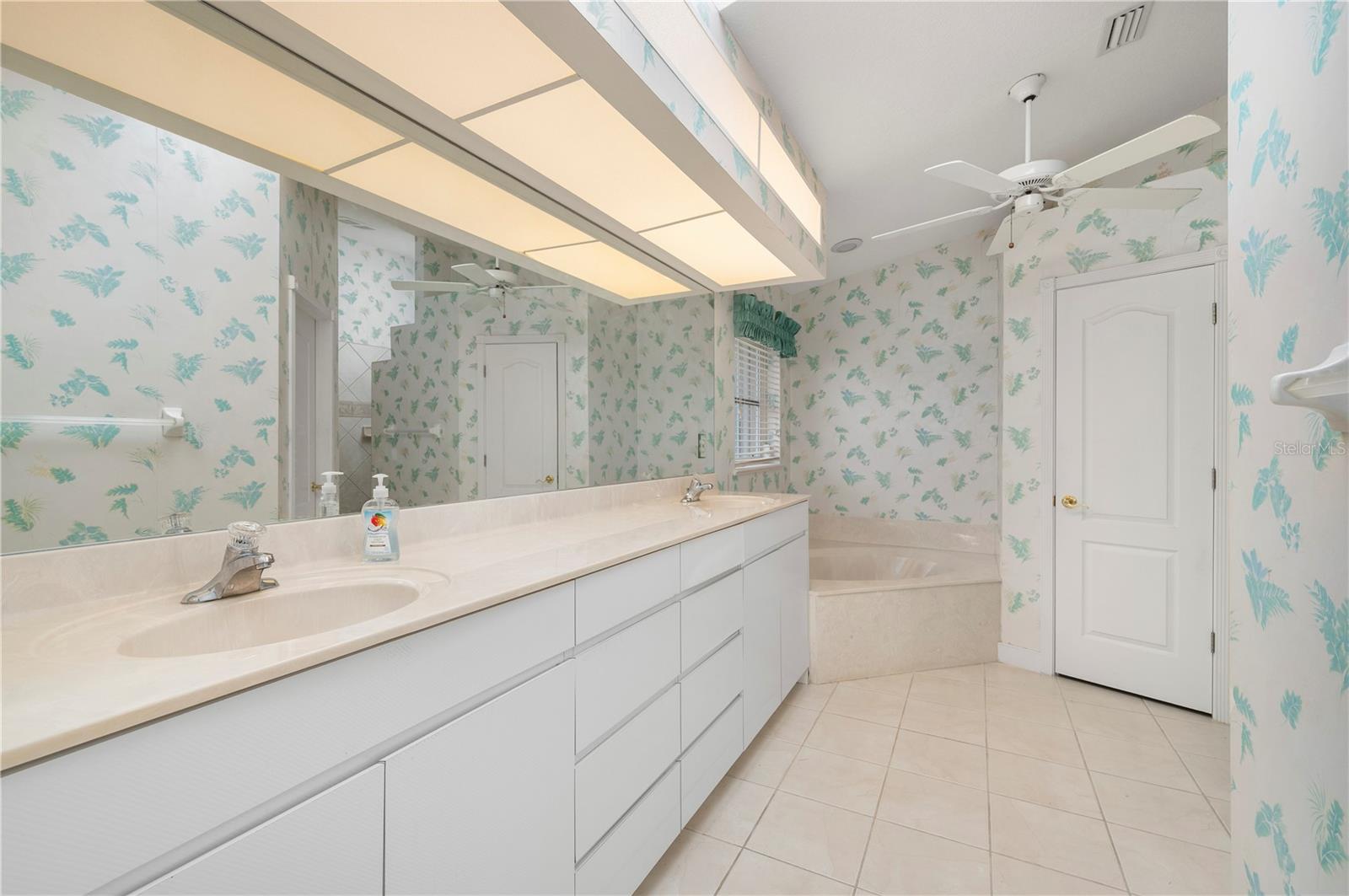 PUNTA GORDA ISLES SEC 11 - Residential