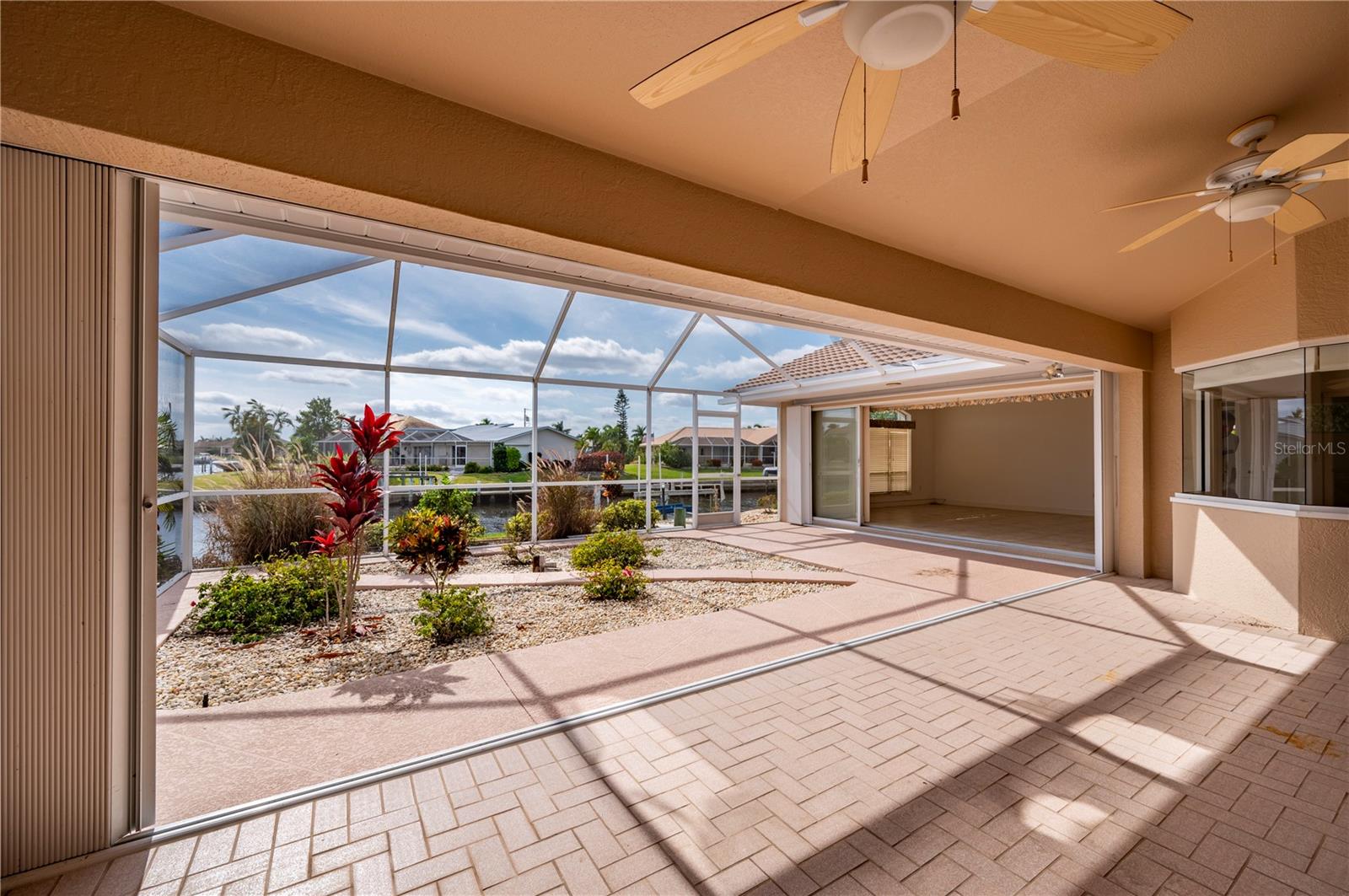 PUNTA GORDA ISLES SEC 11 - Residential