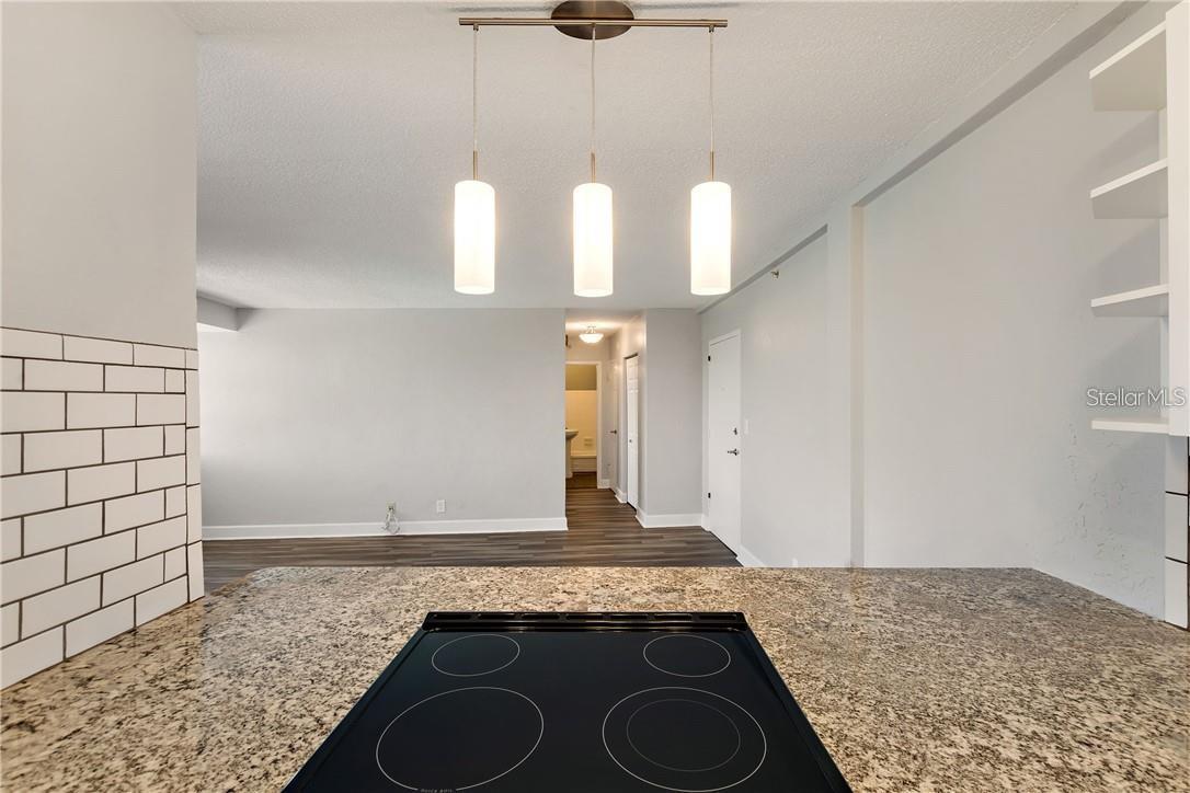 WAVE THE CONDO - Residential