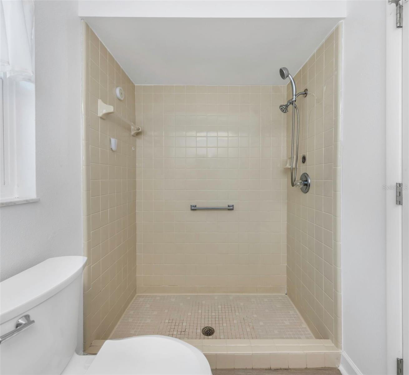 HIGHLAND LAKES UNIT THIRTYFOUR - Residential