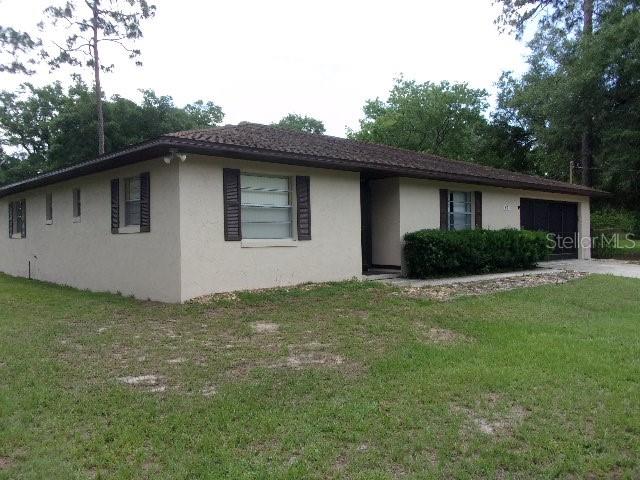 871 OAK TREE LANE