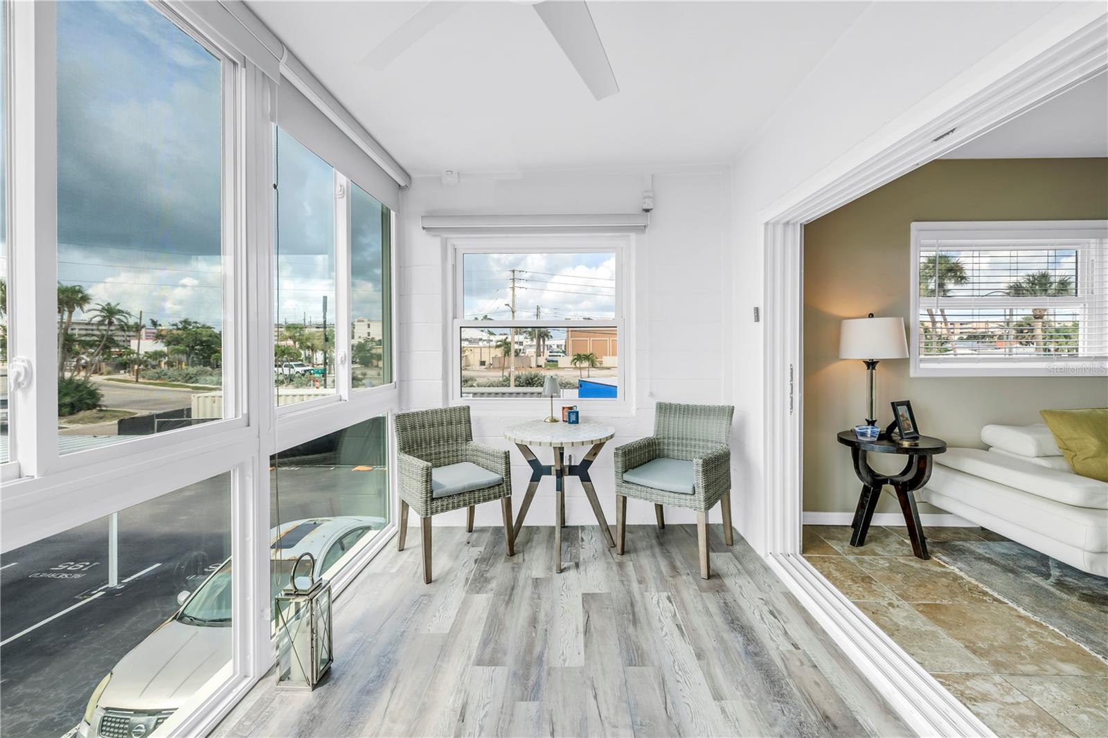 SYLVETTE CONDO - Residential