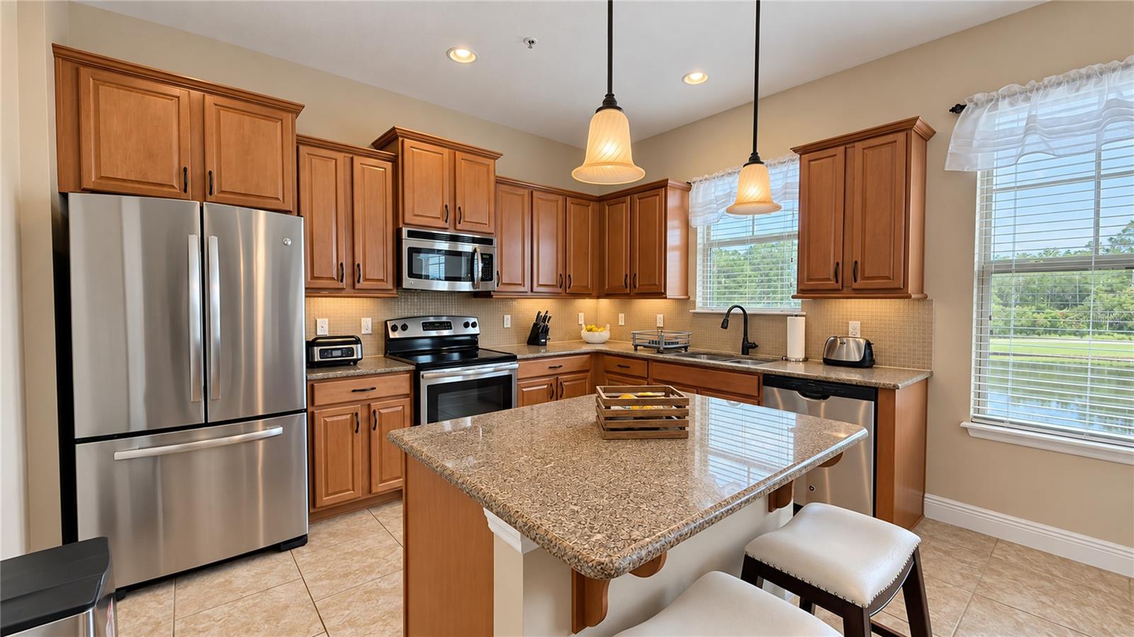 10870 SUNSET RIDGE LANE