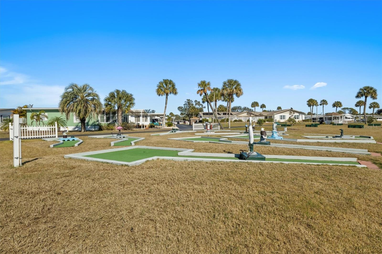 OAKWOOD ESTATES - Residential