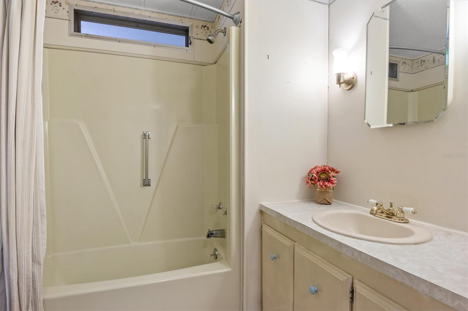 OAKWOOD ESTATES - Residential