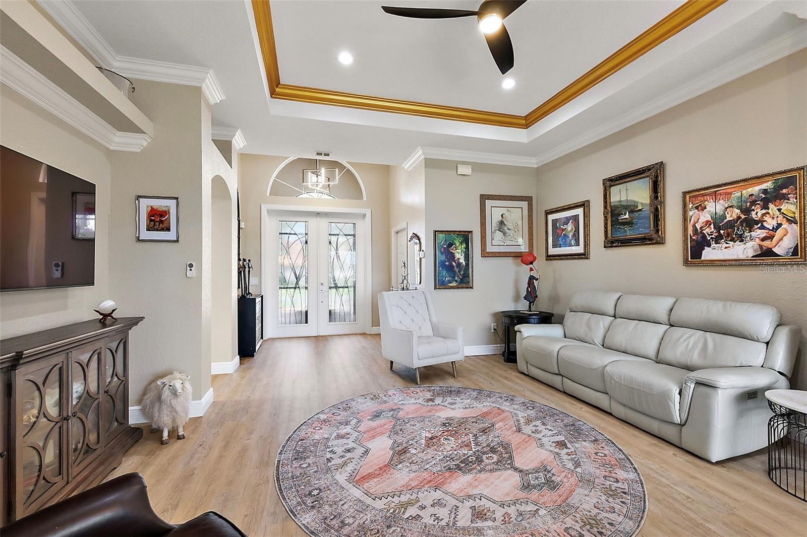 LAKESIDE LANDINGS - Residential