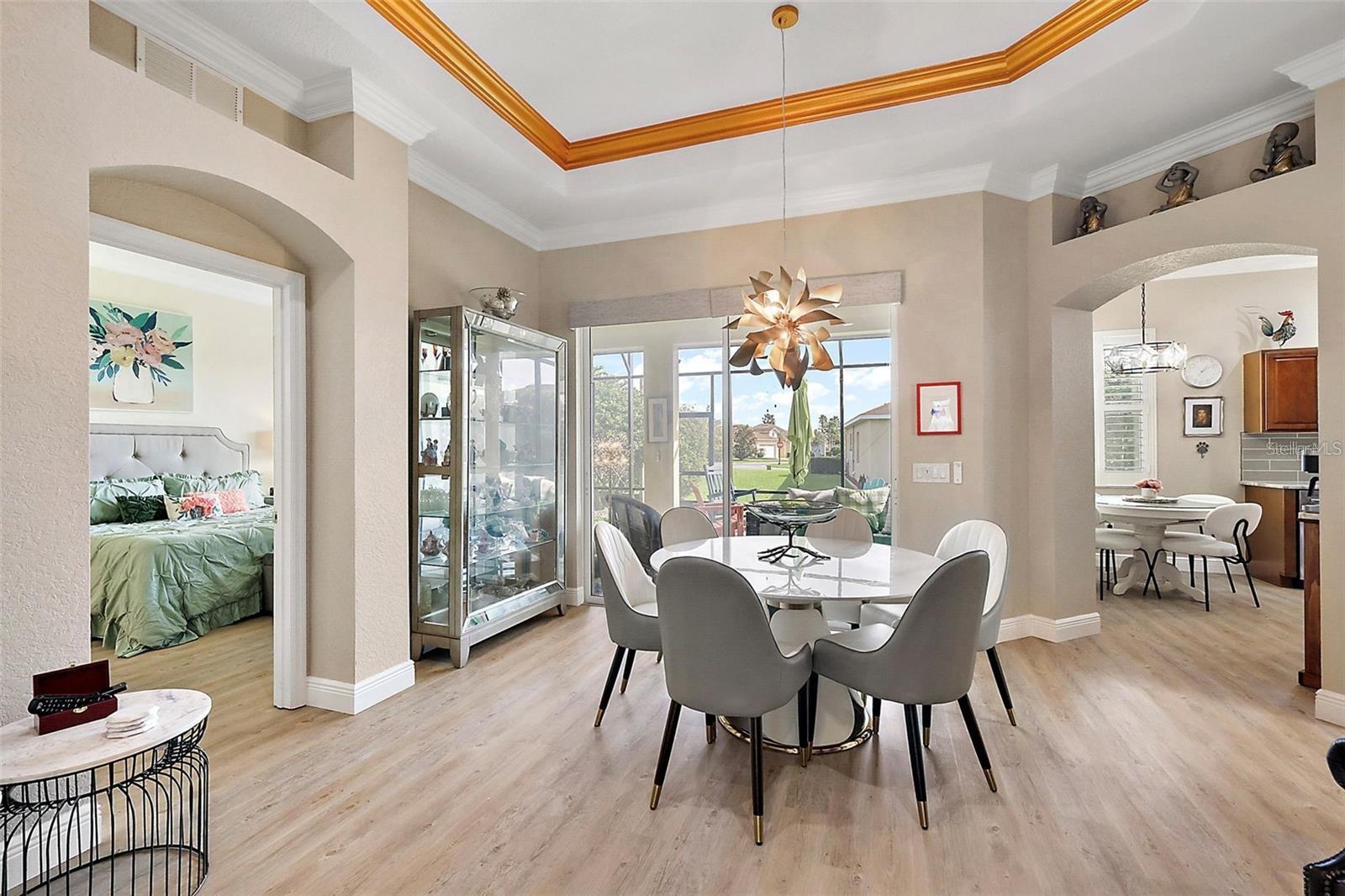 LAKESIDE LANDINGS - Residential