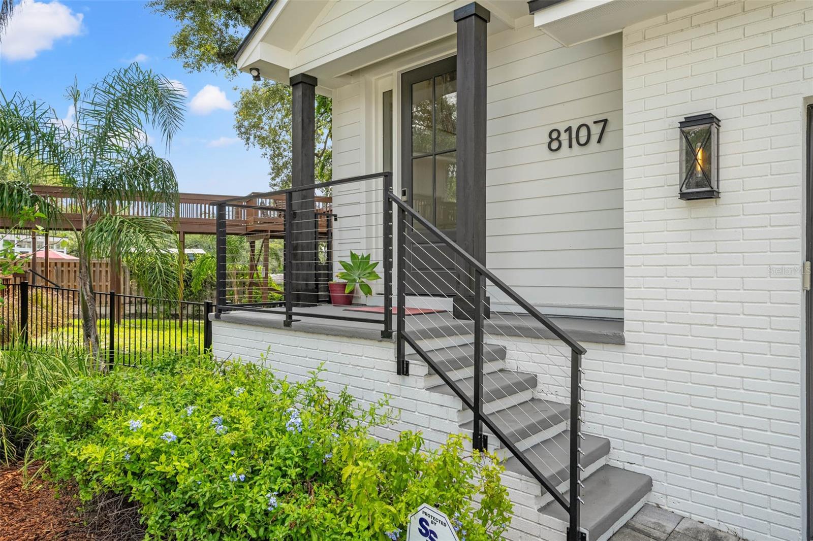 8107 N RIVER SHORE DRIVE
