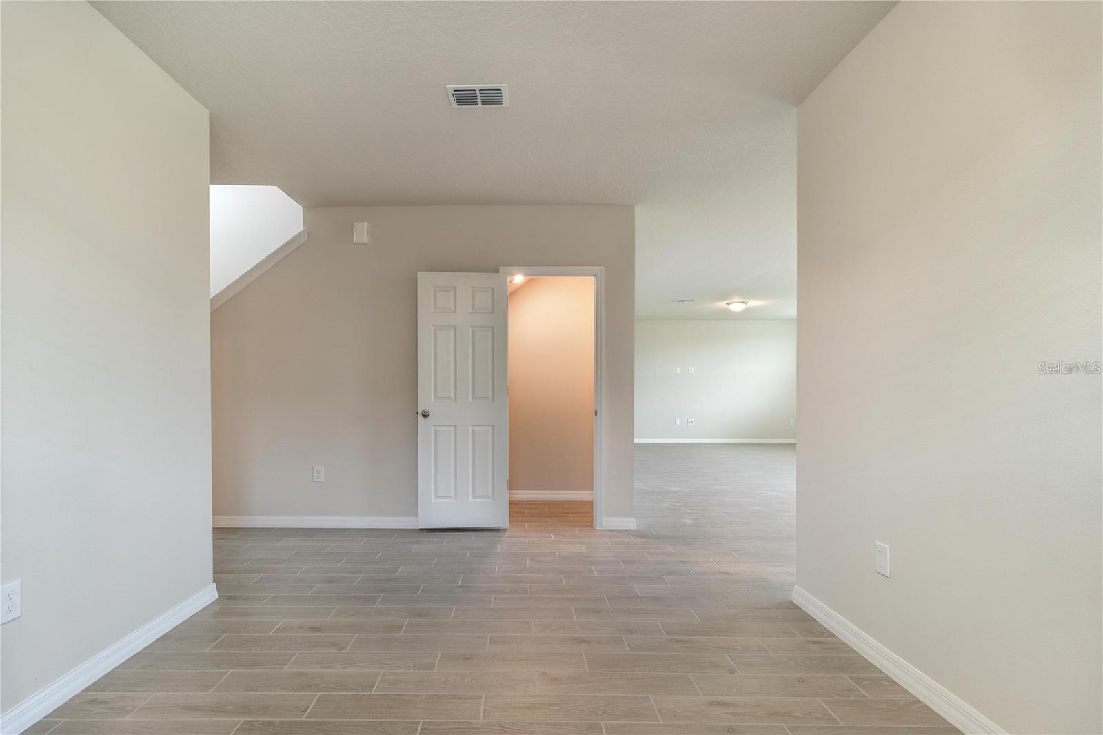 HAMMOCK RESERVE PH 1 - Residential Lease