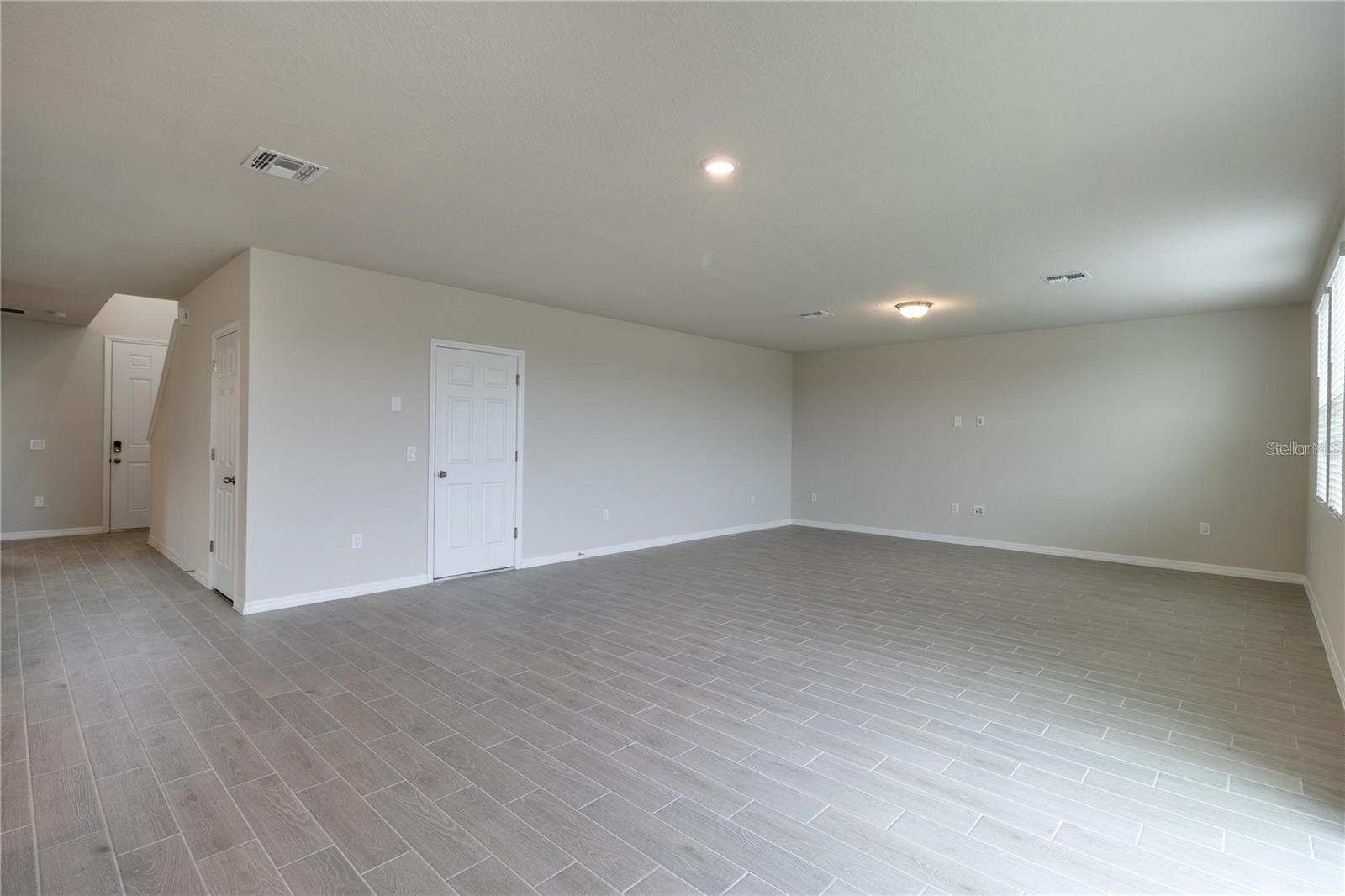 HAMMOCK RESERVE PH 1 - Residential Lease