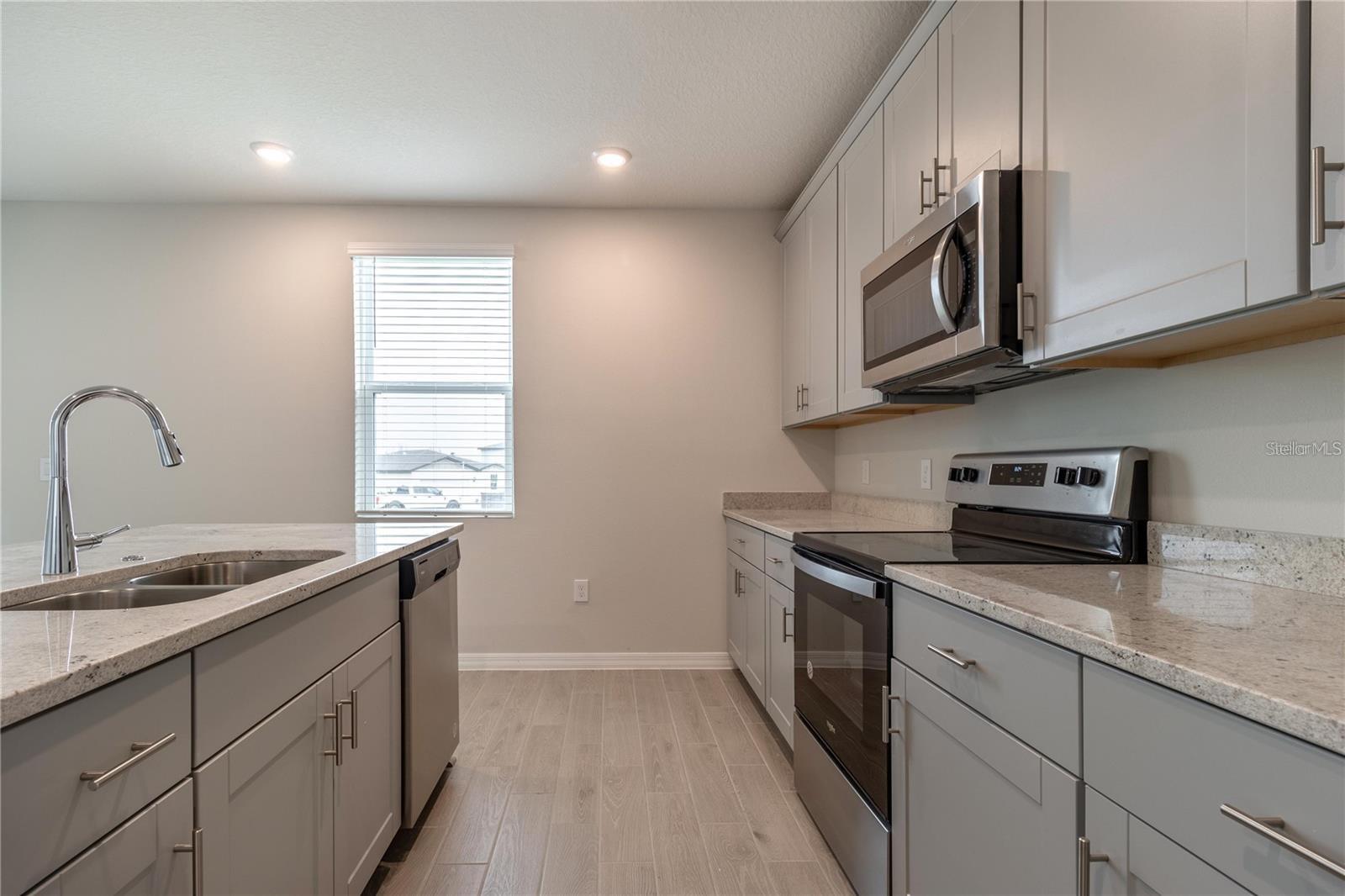 HAMMOCK RESERVE PH 1 - Residential Lease