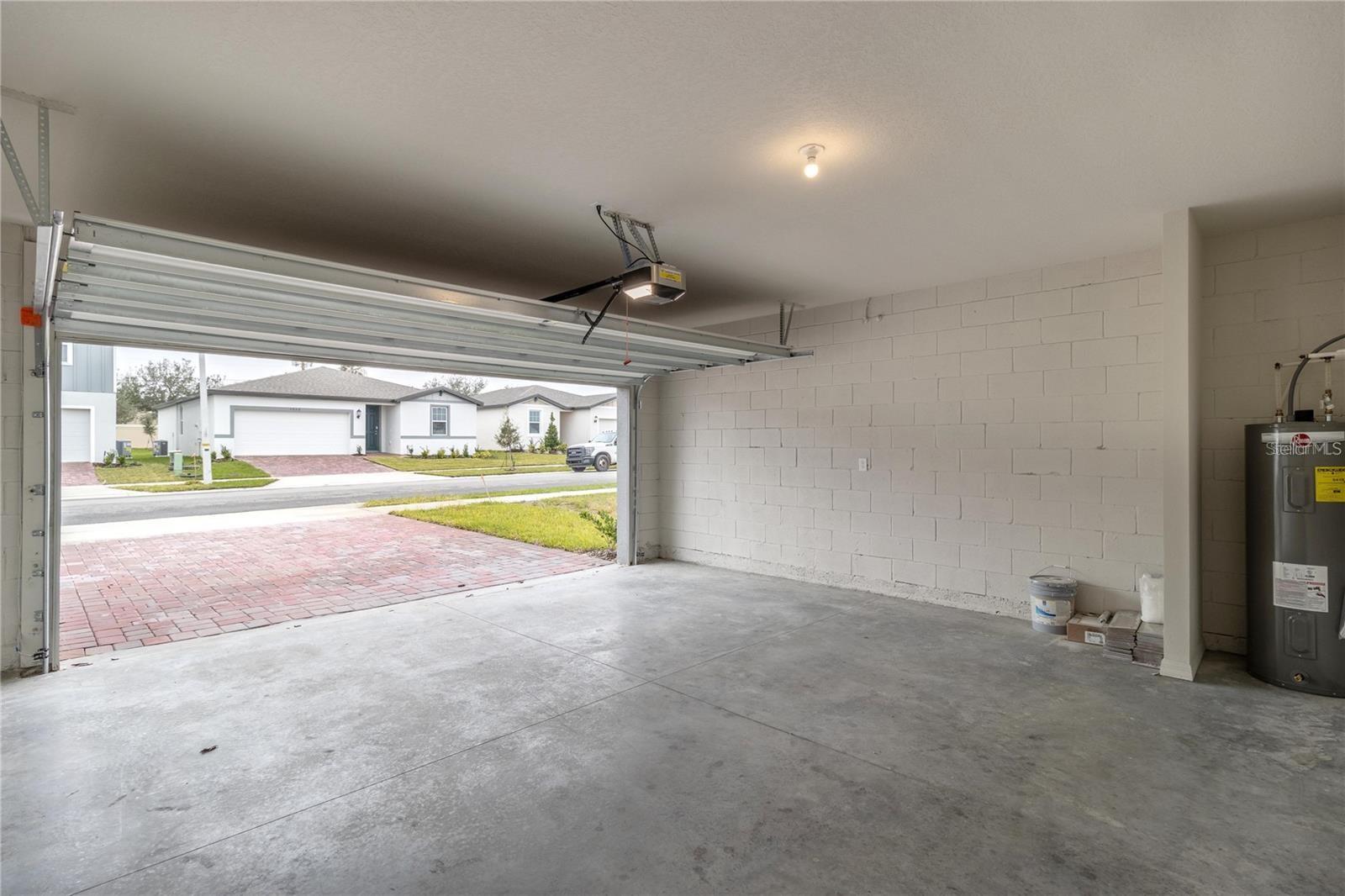 HAMMOCK RESERVE PH 1 - Residential Lease