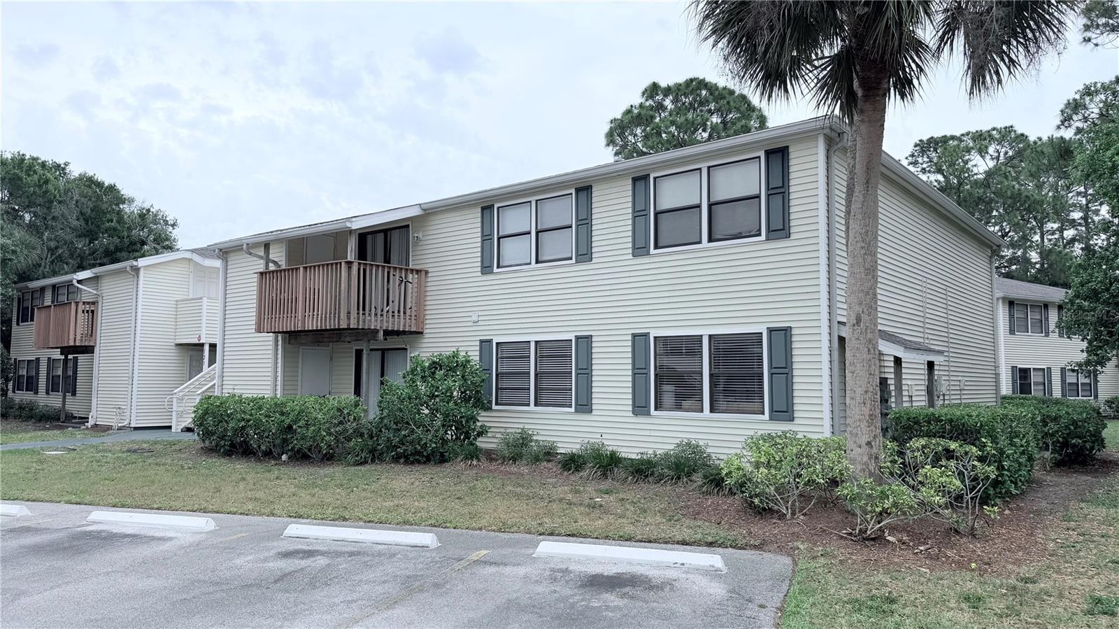 GARDENS OF FOREST LAKES CONDO THE - Residential