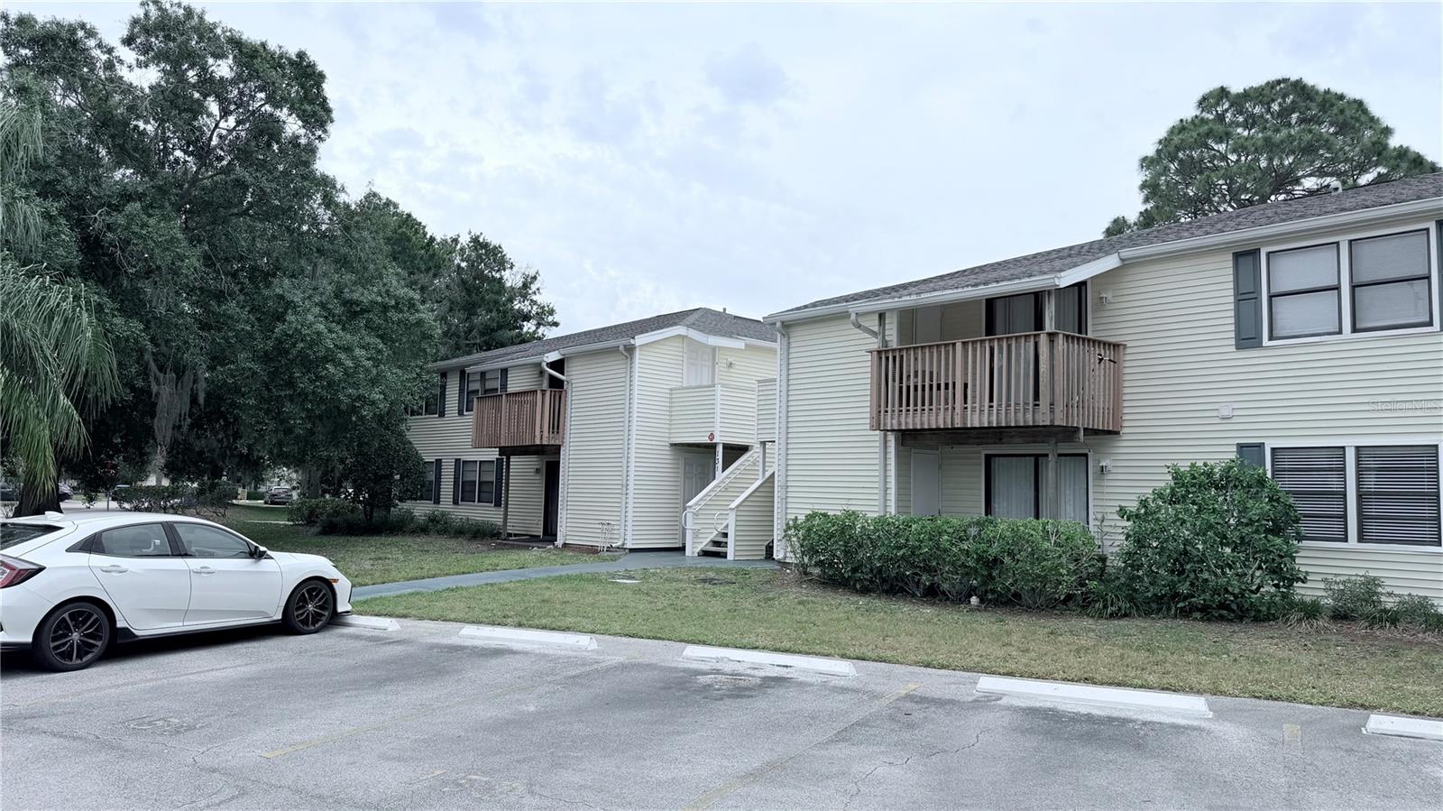 GARDENS OF FOREST LAKES CONDO THE - Residential