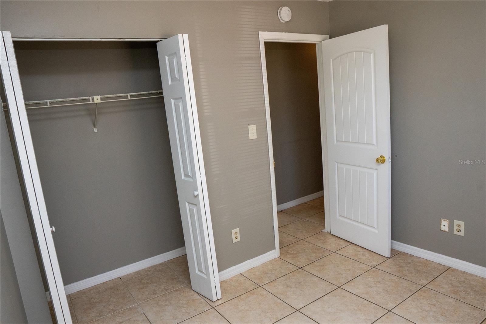 LAKE OPAL ESTATES - Residential Lease