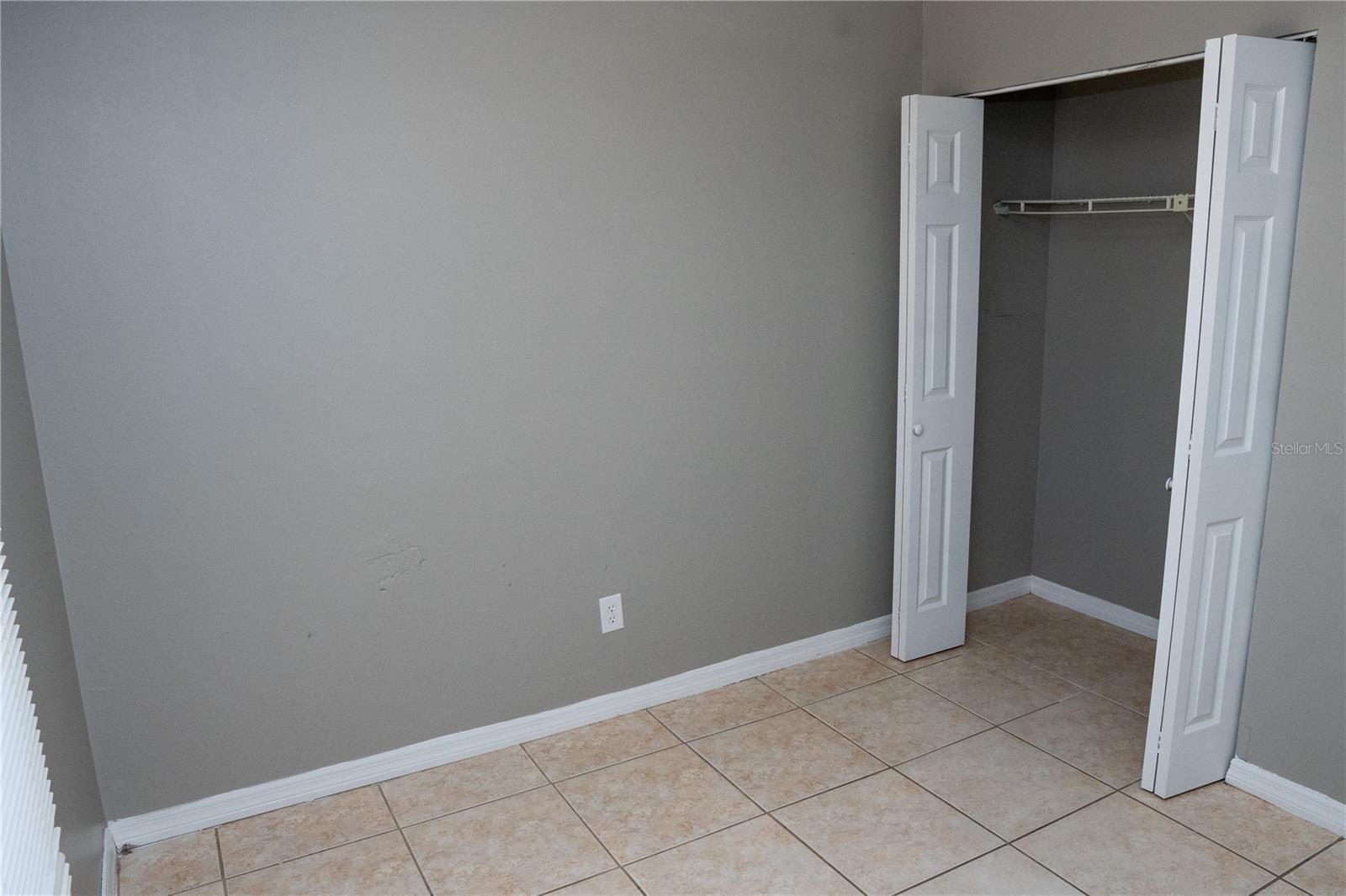 LAKE OPAL ESTATES - Residential Lease