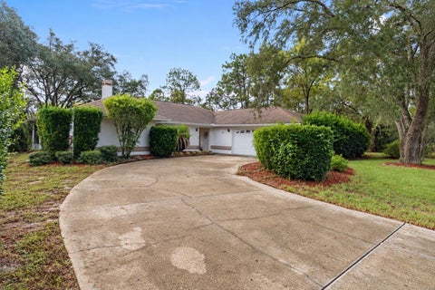 Tiny photo for 31 Mayflower Court S, Homosassa, FL 34446 (MLS # TB8556944)