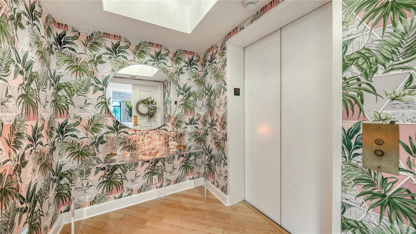 1241 GULF OF MEXICO DRIVE 304