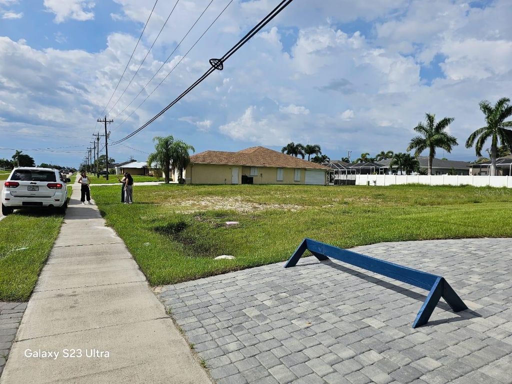 Photo of 2910 Chiquita Boulevard S, Cape Coral, FL 33914 (MLS # O6300129)