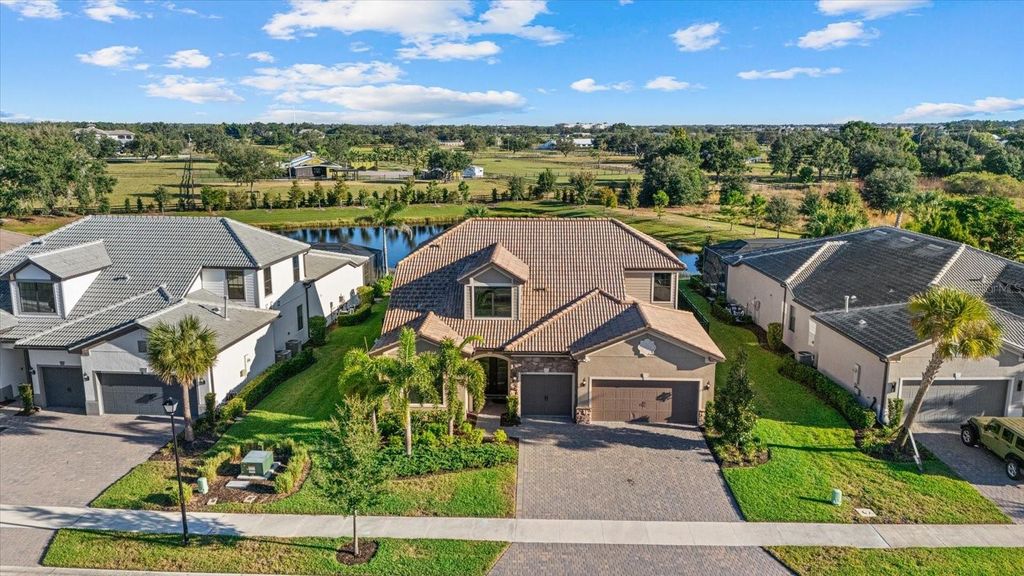 Photo of 7892 Mainsail Lane, Sarasota, FL 34240 (MLS # A4668757)