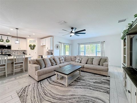 A home in DAVENPORT
