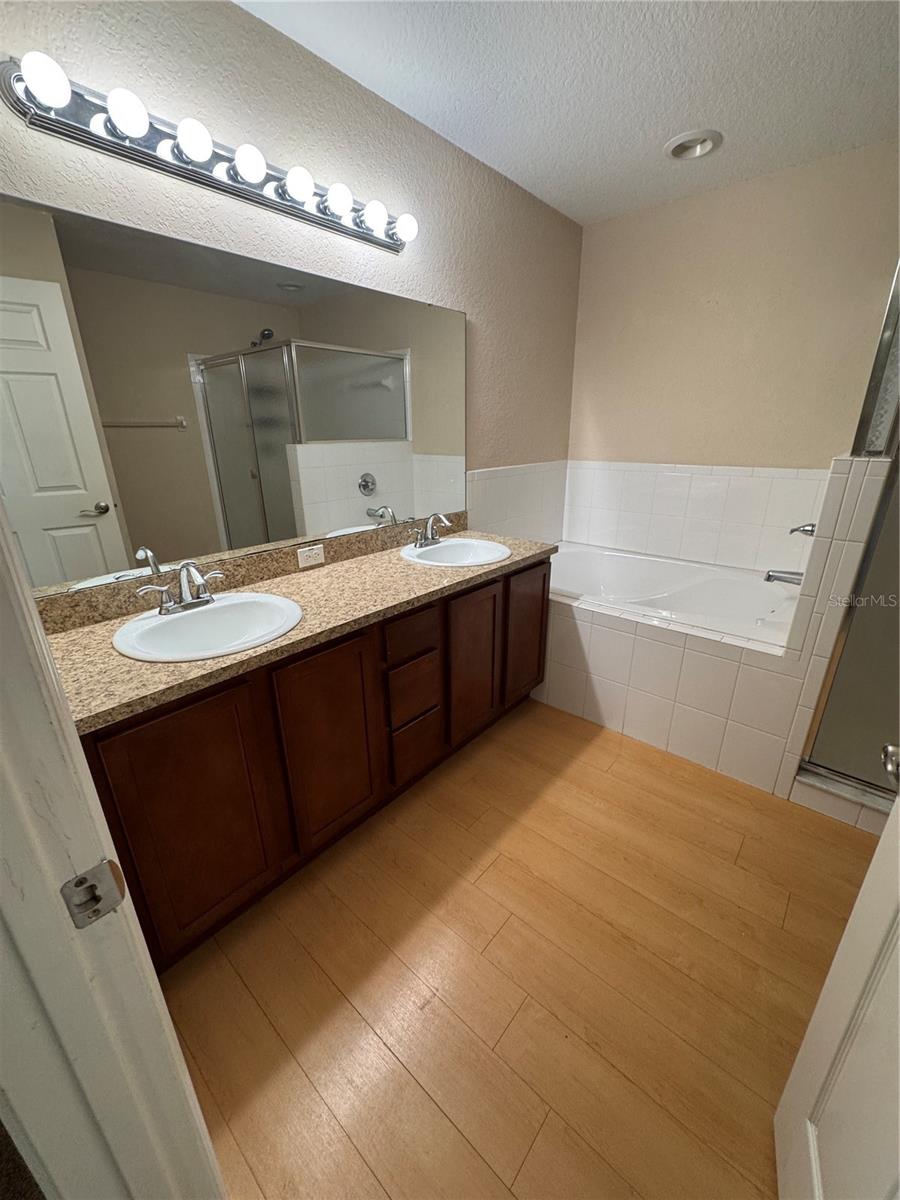 TURNER OAKS - Residential