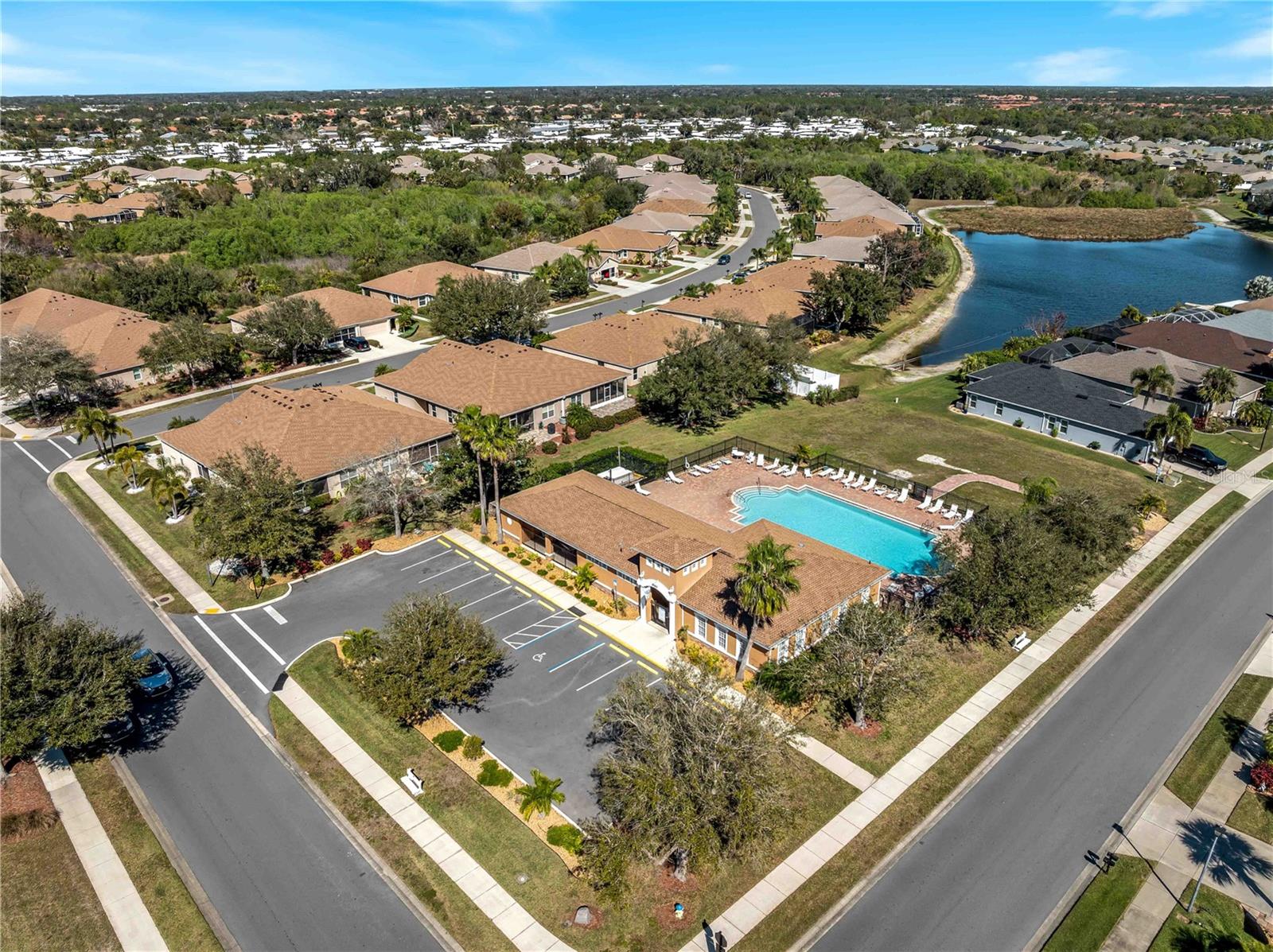 VENTURA VILLAGE - Residential