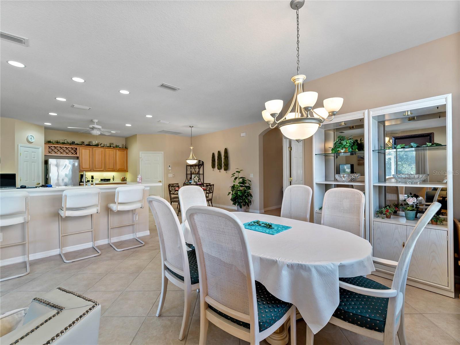 VENTURA VILLAGE - Residential