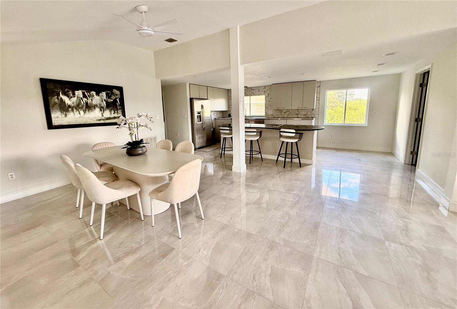 8117 BAY DRIVE
