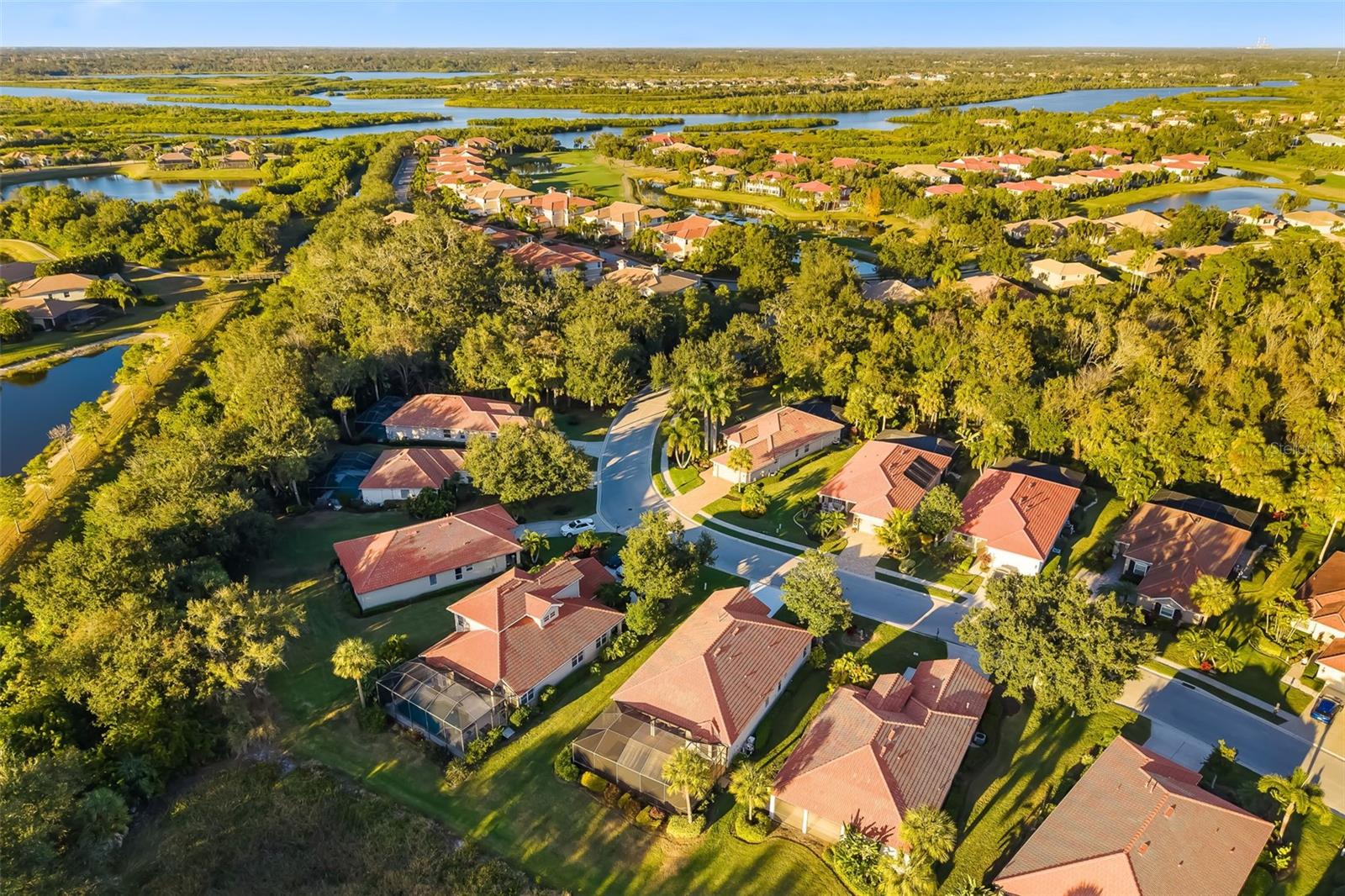 WATERLEFE GOLF & RIVER CLUB - Residential