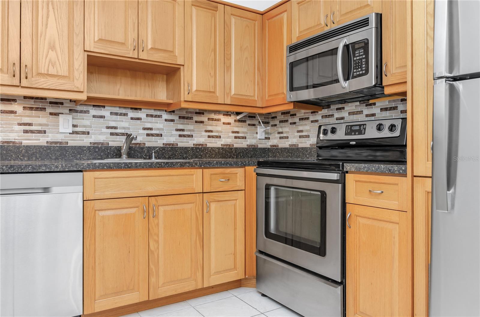 3300 FOX CHASE CIRCLE N 231