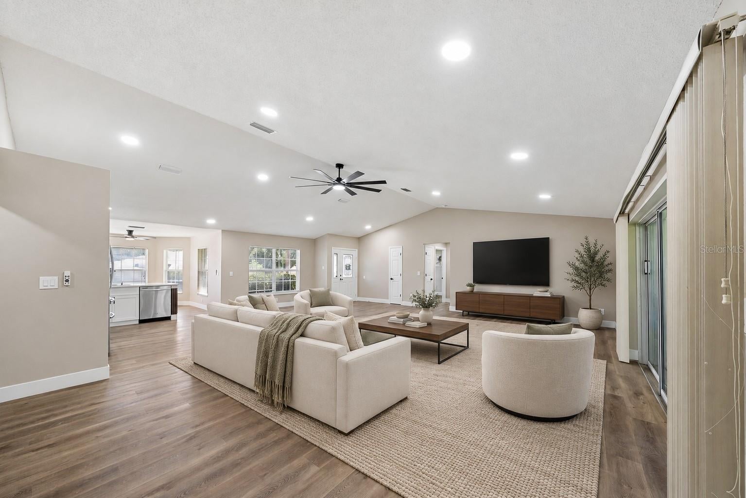 26939 HONEYMOON AVENUE