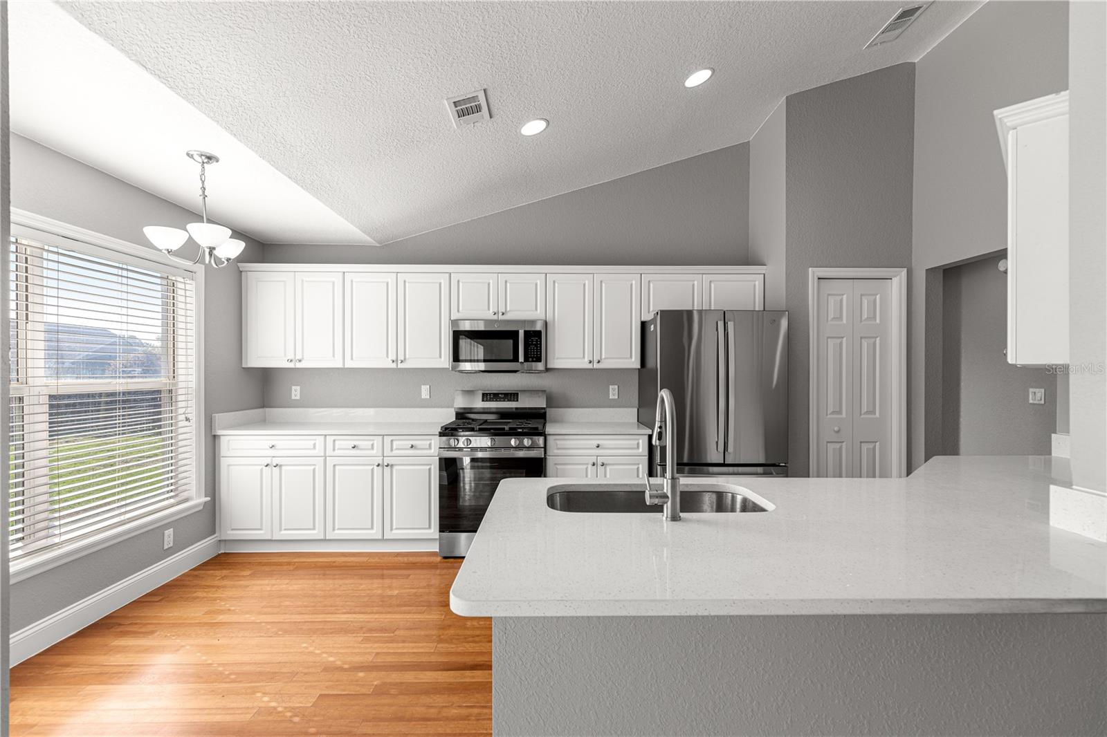 COBBLESTONE PH 01 - Residential