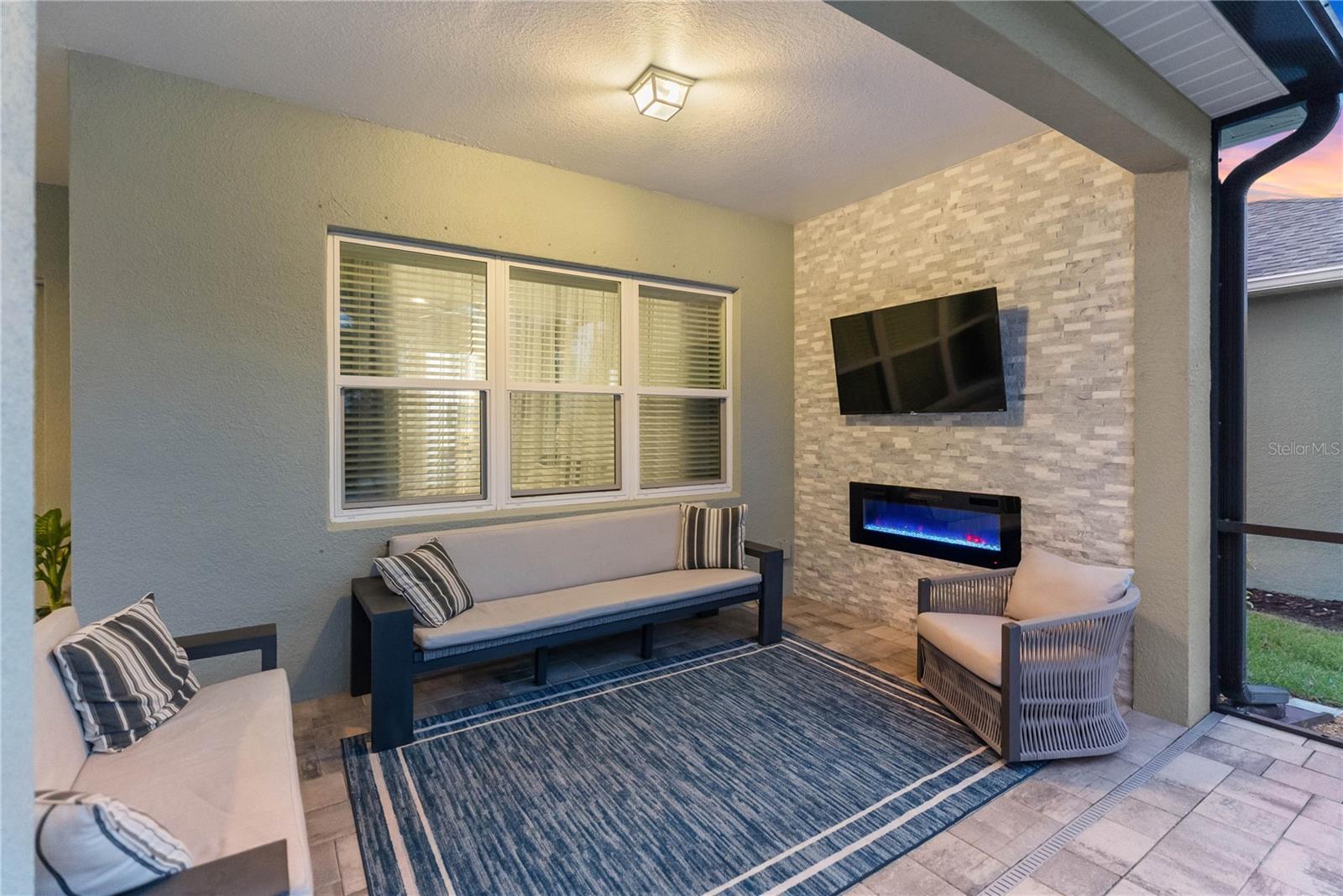 13926 OLD CREEK COURT
