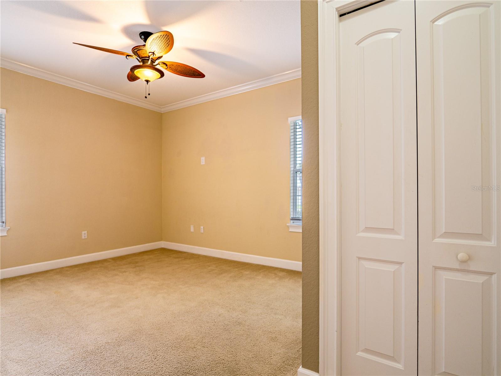 ALEXANDER WOODS TWNHMS - Residential Lease