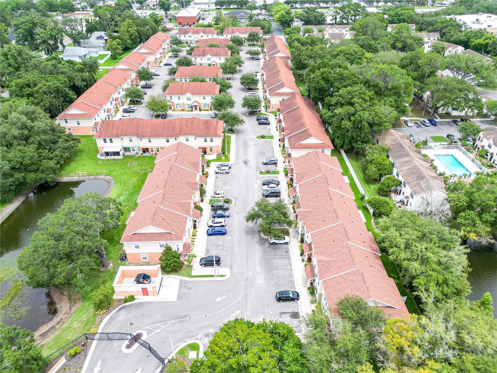 ALEXANDER WOODS TWNHMS - Residential Lease