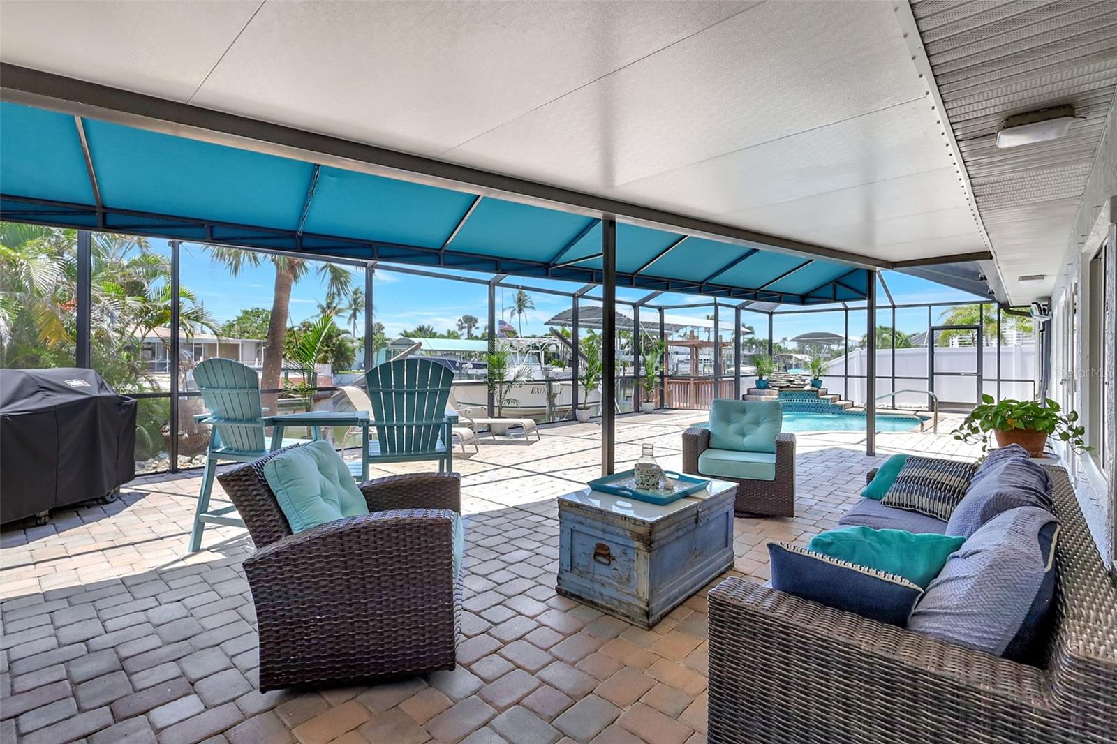 4216 ROYAL PALM DRIVE