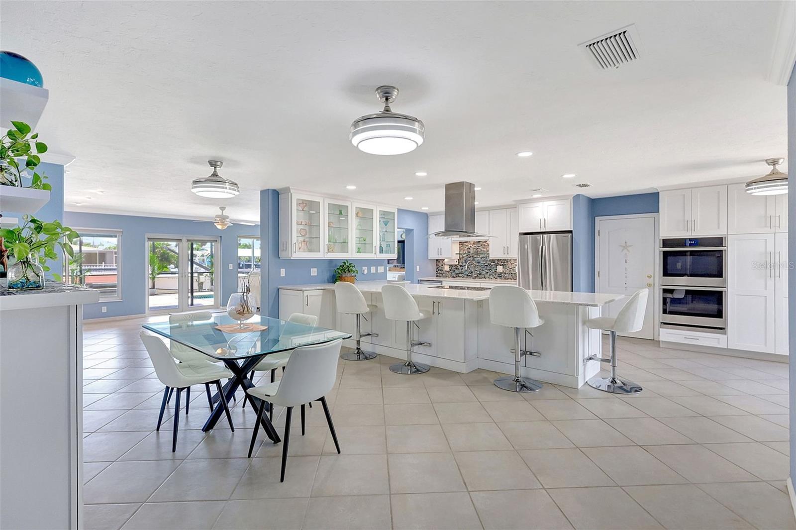 4216 ROYAL PALM DRIVE