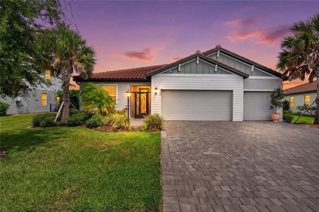 Photo of 3329 Big Sky Way, Lakewood Ranch, FL 34211 (MLS # A4703759)