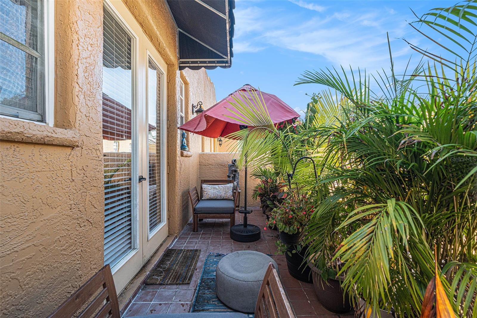 HANSEN MANOR TWNHMS - Residential