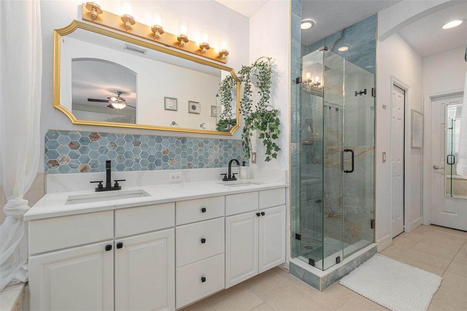 HANSEN MANOR TWNHMS - Residential