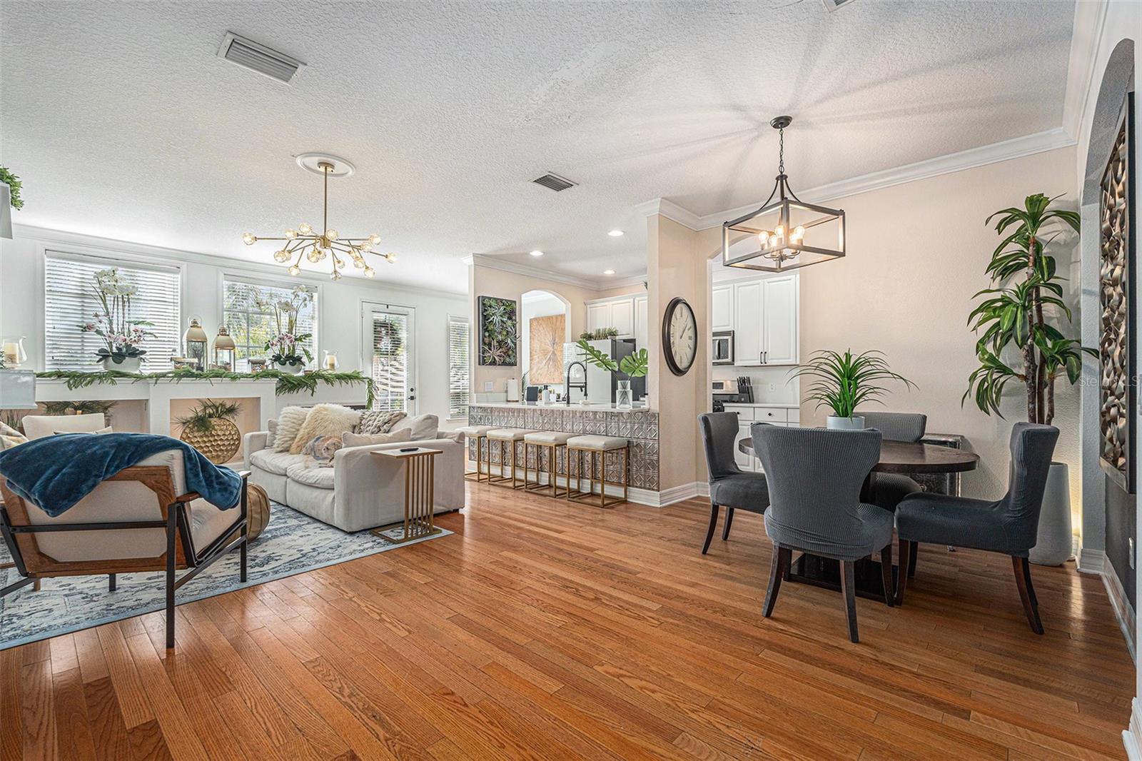 HANSEN MANOR TWNHMS - Residential