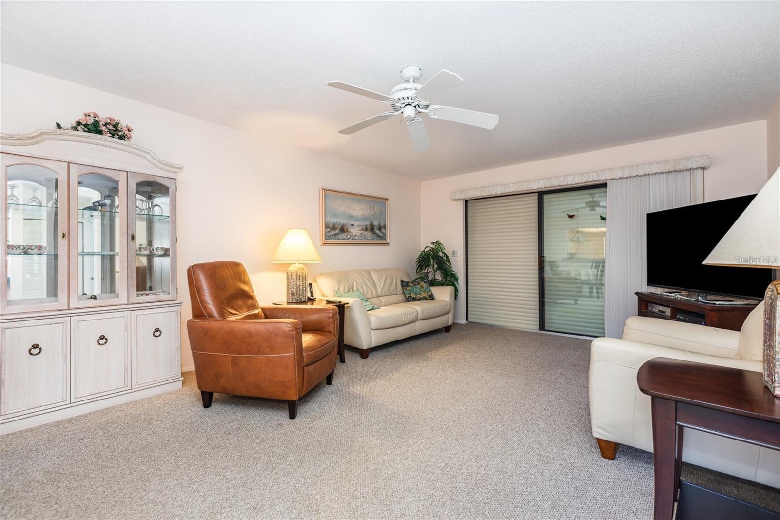 ESTANCIAS OF CAPRI ISLES - Residential