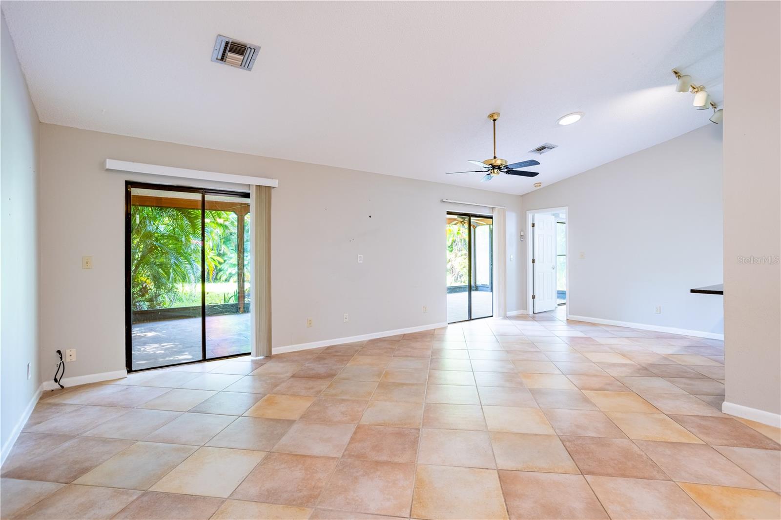 2117 BRIARWAY DRIVE
