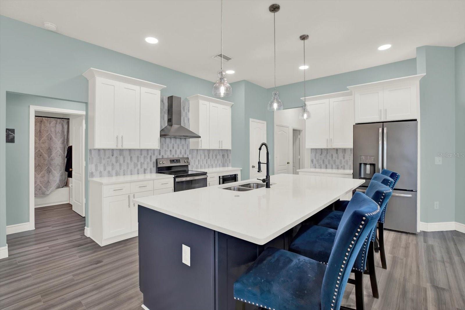 5516 RIVA RIDGE DRIVE