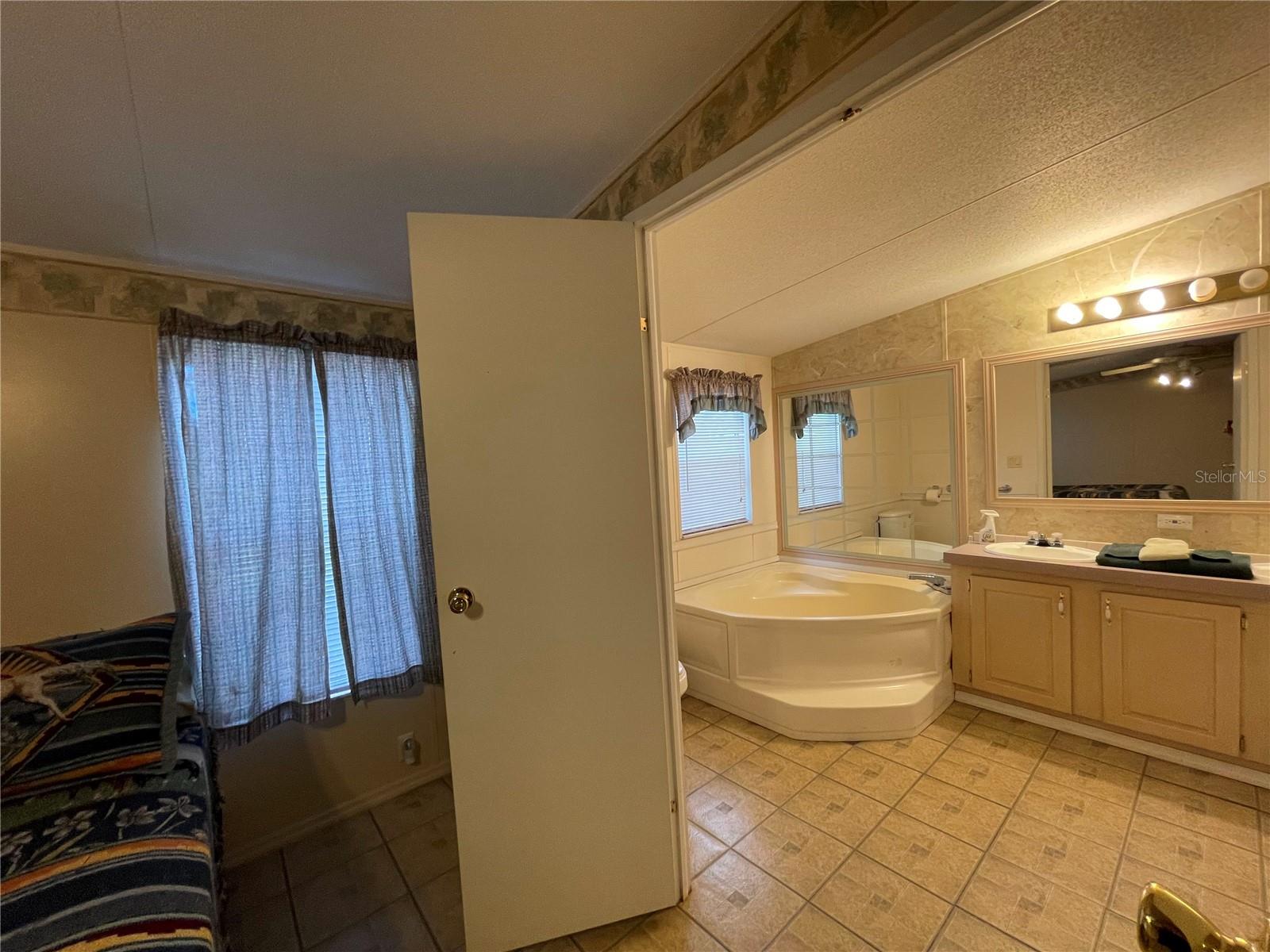 STEEPLECHASE FARMS - Residential